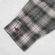 画像4: 90-00's ST. JOHN'S BAY フランネル ボタンダウンシャツ "Black Ombre Plaid" (4)